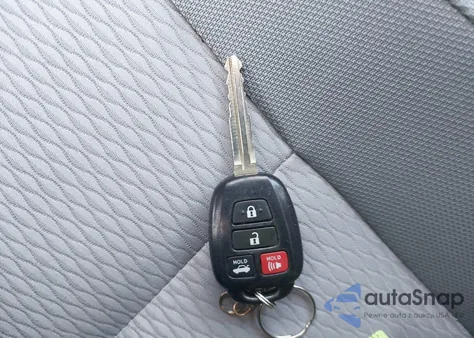 2015 Toyota Corolla Le z USA, uszkodzony, nr VIN 2T1BURHE5FC405982